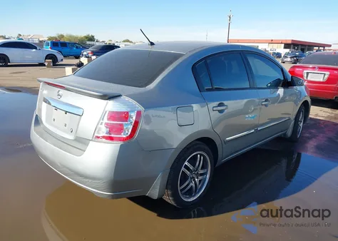 2011 Nissan Sentra 2.0S z USA, uszkodzony, nr VIN 3N1AB6AP9BL609335